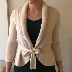 💓NEW LISTING💓 BCBG Sweater Wrap